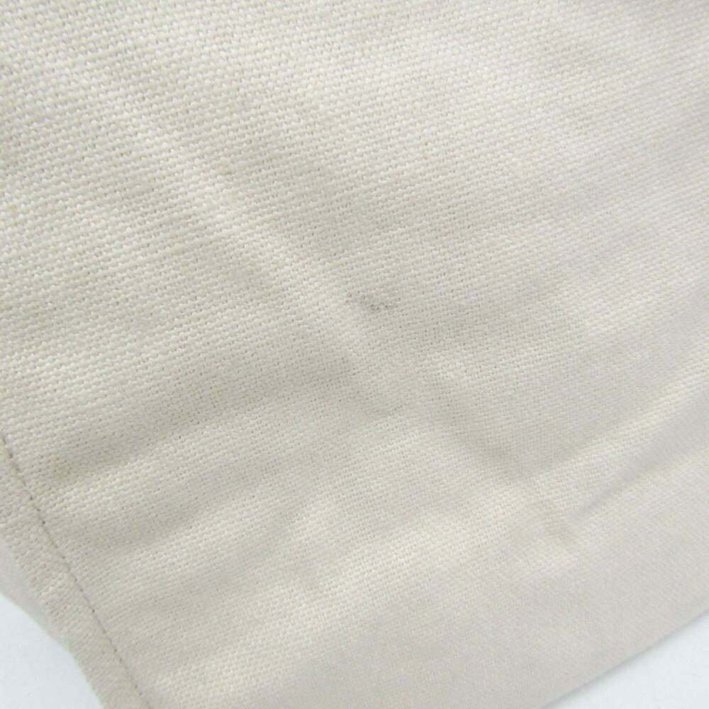 GUCCI Authentic White Leather Shoulder Bag - Picture 6 of 15